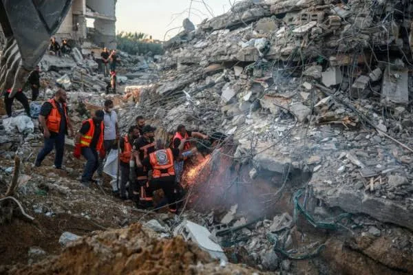غزة: مقتل 68 شخصًا، منهم 38 من المتقدمين للحصول على المساعدات غزة: مقتل 68 شخصًا، منهم 38 من المتقدمين للحصول على المساعدات