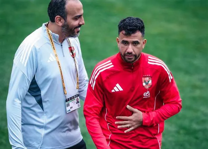 «مكفهر الوجه».. أول إطلالة لتريزيجيه بعد العقوبة الصارمة للنادي الأهلي (صور) «مكفهر الوجه».. أول إطلالة لتريزيجيه بعد العقوبة الصارمة للنادي الأهلي (صور)