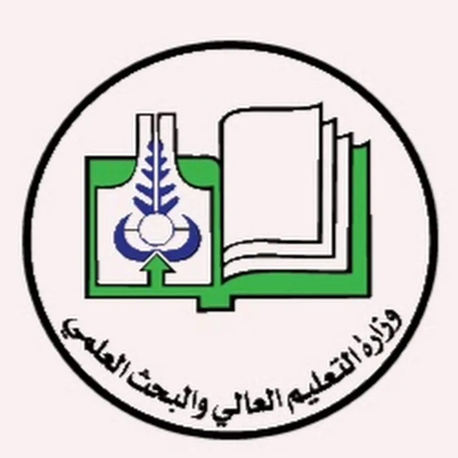 بروفيسور مبارك محمد علي مجذوب يلتقي بكامل إدريس الذي يبرز أهمية الخبراء الوطنيين ومساهماتهم في القضايا الوطنية المتنوعة. بروفيسور مبارك محمد علي مجذوب يلتقي بكامل إدريس الذي يبرز أهمية الخبراء الوطنيين ومساهماتهم في القضايا الوطنية المتنوعة.