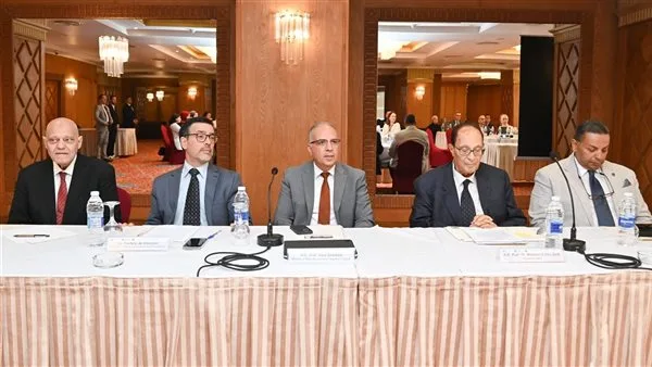 وزير الري: 19 دولة عربية تواجه أزمة نقص المياه وزير الري: 19 دولة عربية تواجه أزمة نقص المياه