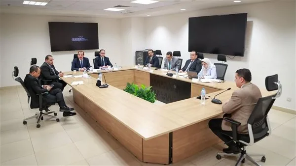 استمرار إجراء المقابلات الشخصية للمرشحين للمناصب الإدارية في مديريات الصحة