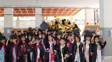 روضة الكرامة تقيم احتفالية لتخريج طلابها في أجواء مليئة بالفرح والمحبة