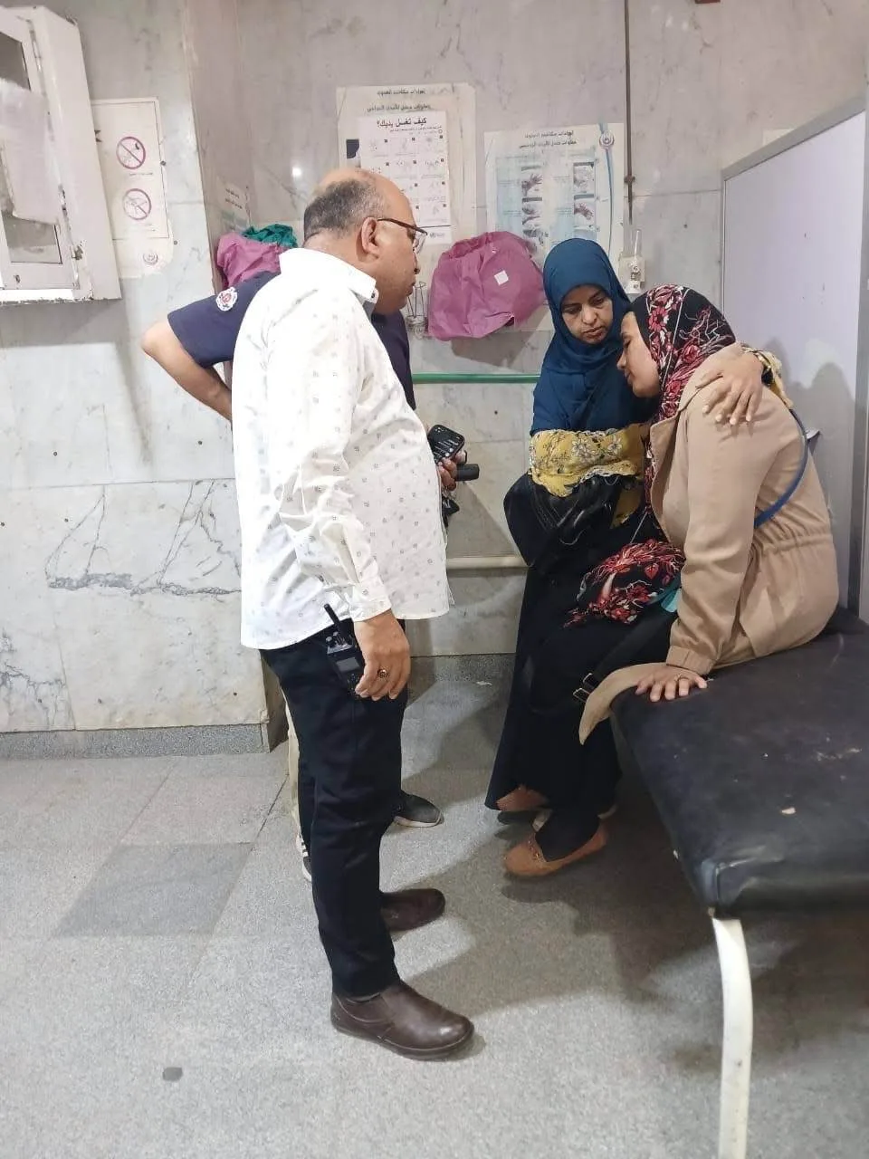 إصابة 12 مشرفًا في امتحانات الثانوية العامة بحادث مروري في أسيوط أثناء انتقالهم إلى مركز جهينة