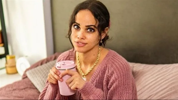 نور عمرو دياب تتصدر قائمة الترند بعد حضورها العرض الأول لفيلم “في عز الضهر” نور عمرو دياب تتصدر قائمة الترند بعد حضورها العرض الأول لفيلم “في عز الضهر”