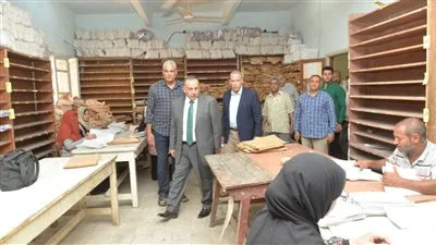 محافظ أسيوط يزور لجنة النظام والمراقبة لمتابعة سير عملية تصحيح ورصد الدرجات للشهادة الإعدادية محافظ أسيوط يزور لجنة النظام والمراقبة لمتابعة سير عملية تصحيح ورصد الدرجات للشهادة الإعدادية