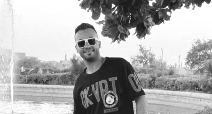 نزاع عائلي يتحول إلى مأساة.. والد يقتل ابنه طعناً في حدائق القبة نزاع عائلي يتحول إلى مأساة.. والد يقتل ابنه طعناً في حدائق القبة
