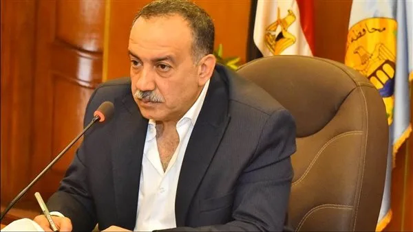 محافظ أسيوط ي inaugurates المعرض الفني “قضايا” المخصص للأعمال الفنية المبتكرة من إعادة تدوير المخلفات.