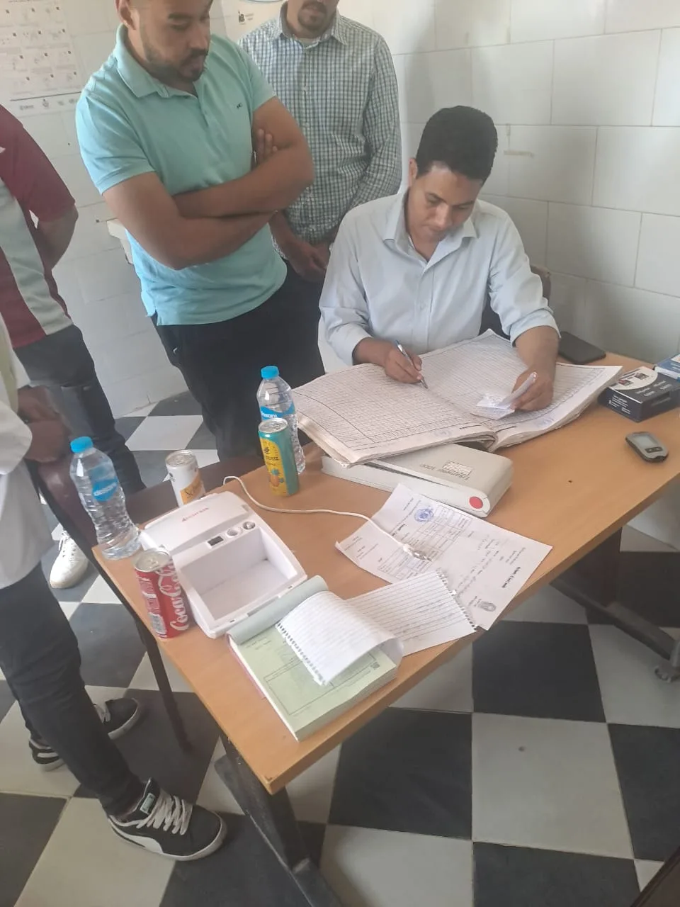 مدير وزارة الصحة بالأقصر يقوم بجولة تفقدية لمتابعة أنشطة الوحدات الصحية في القرنة والطود