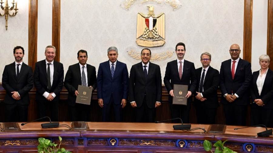 مدبولي يشهد توقيع اتفاقية لتعزيز الاستثمارات الفندقية والسكنية ذات العلامات التجارية في مصر