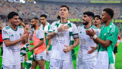 فيرمينو يقترب من اختيار وجهته المقبلة بعيدًا عن الأهلي