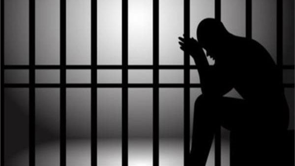 قبض على متورط في 6 جرائم سرقة هواتف محمولة في التجمع