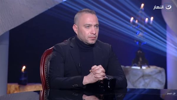 حسام حبيب يقدم توزيعًا حديثًا لأغنية «سيبتك» (فيديو)