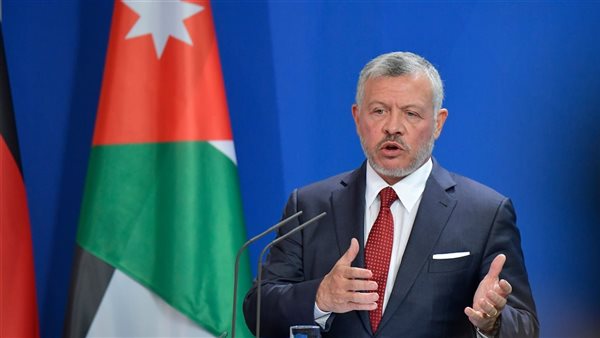 الملك الأردني يدعو إلى إنهاء الحرب على غزة بشكل عاجل وتسهيل تقديم المساعدات الإنسانية.