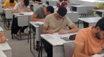 هواتف في اللجان وغش عبر الإنترنت.. أحداث يوم مشوق في امتحانات الإعدادية اليوم بالمنوفية