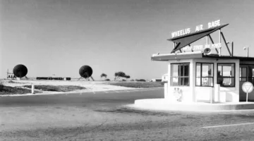 1970: مغادرة القوات الأمريكية لقاعدة هويلس في ليبيا بعد حوالي 25 عاماً