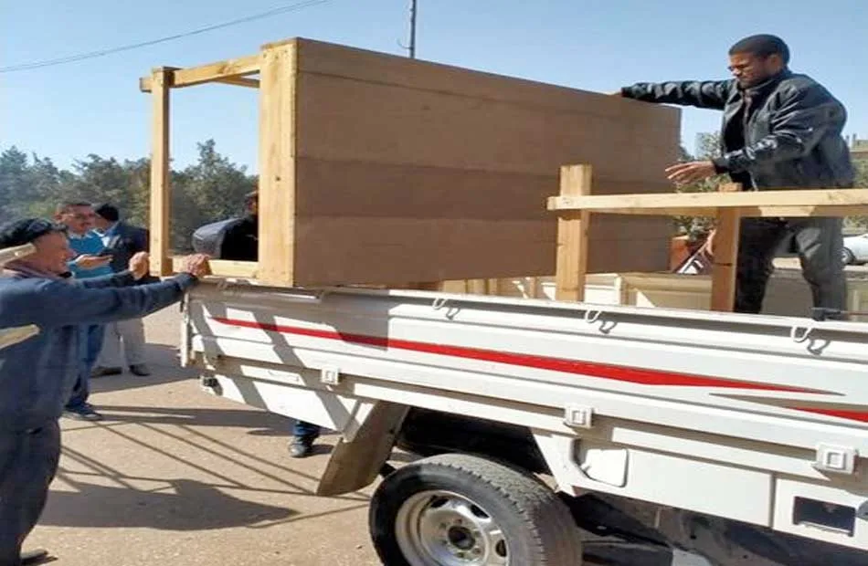 رئيس مدينة كفر الدوار: إطلاق برامج جديدة لمكافحة الأمية وتعزيز الحملات ضد الإشغالات والبناء غير القانوني رئيس مدينة كفر الدوار: إطلاق برامج جديدة لمكافحة الأمية وتعزيز الحملات ضد الإشغالات والبناء غير القانوني
