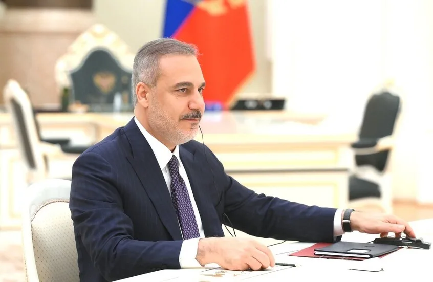 وزير الخارجية التركي والأمين العام لحلف الناتو يتناولان قضية الأزمة في أوكرانيا وزير الخارجية التركي والأمين العام لحلف الناتو يتناولان قضية الأزمة في أوكرانيا