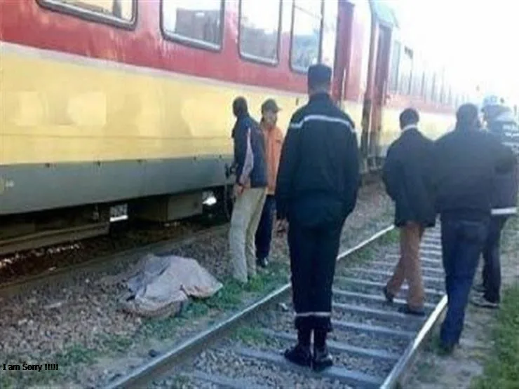 وفاة شابين إثر دهسهما بواسطة القطار في قرية الصبريات بدشنا شمال قنا وفاة شابين إثر دهسهما بواسطة القطار في قرية الصبريات بدشنا شمال قنا