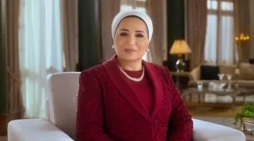 السيدة انتصار السيسي تقدم التعازي والدعم للبطل خالد محمد شوقي عبر الهاتف