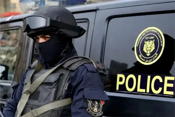 تحقيقات أمنية مكثفة لكشف ملابسات اختفاء فتاة في قرية شبرا النملة بطنطا تحقيقات أمنية مكثفة لكشف ملابسات اختفاء فتاة في قرية شبرا النملة بطنطا