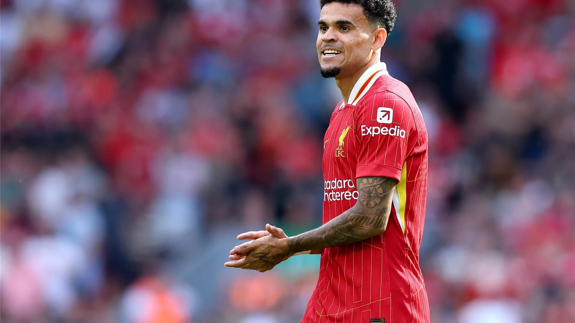 ليفربول يتيح لدياز فرصة الانتقال. ليفربول يتيح لدياز فرصة الانتقال.