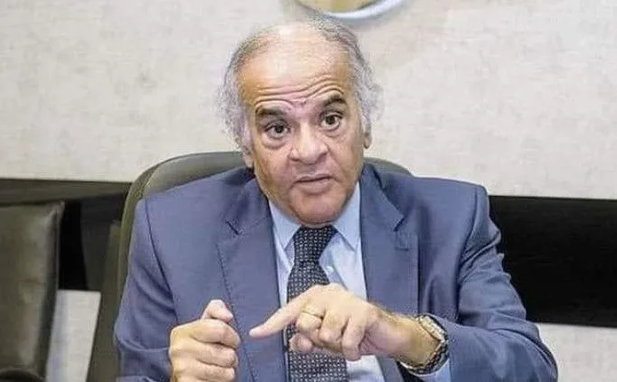 عباس يعلن توقف دعمه لنادي الزمالك عباس يعلن توقف دعمه لنادي الزمالك