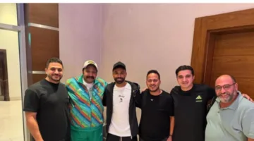 الفنانان كريم عفيفي ومحمد ثروت مع محمد صلاح في أحدث إطلالة لهم