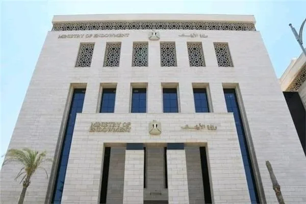 الأوقاف توضح تفاصيل ندب بعض الأئمة بين المديريات كإجراء تنظيمي يخدم مصلحة العمل.