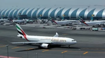شركة طيران الإمارات تخطط لاستمرار تشغيل طائراتها الضخمة ‘A380’ حتى نهاية العقد القادم
