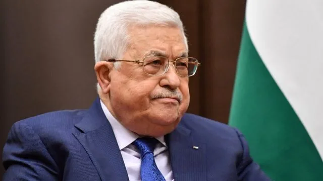 الرئيس الفلسطيني يطلب من حماس التخلي عن السيطرة في غزة وتسليم الأسرى الإسرائيليين. الرئيس الفلسطيني يطلب من حماس التخلي عن السيطرة في غزة وتسليم الأسرى الإسرائيليين.