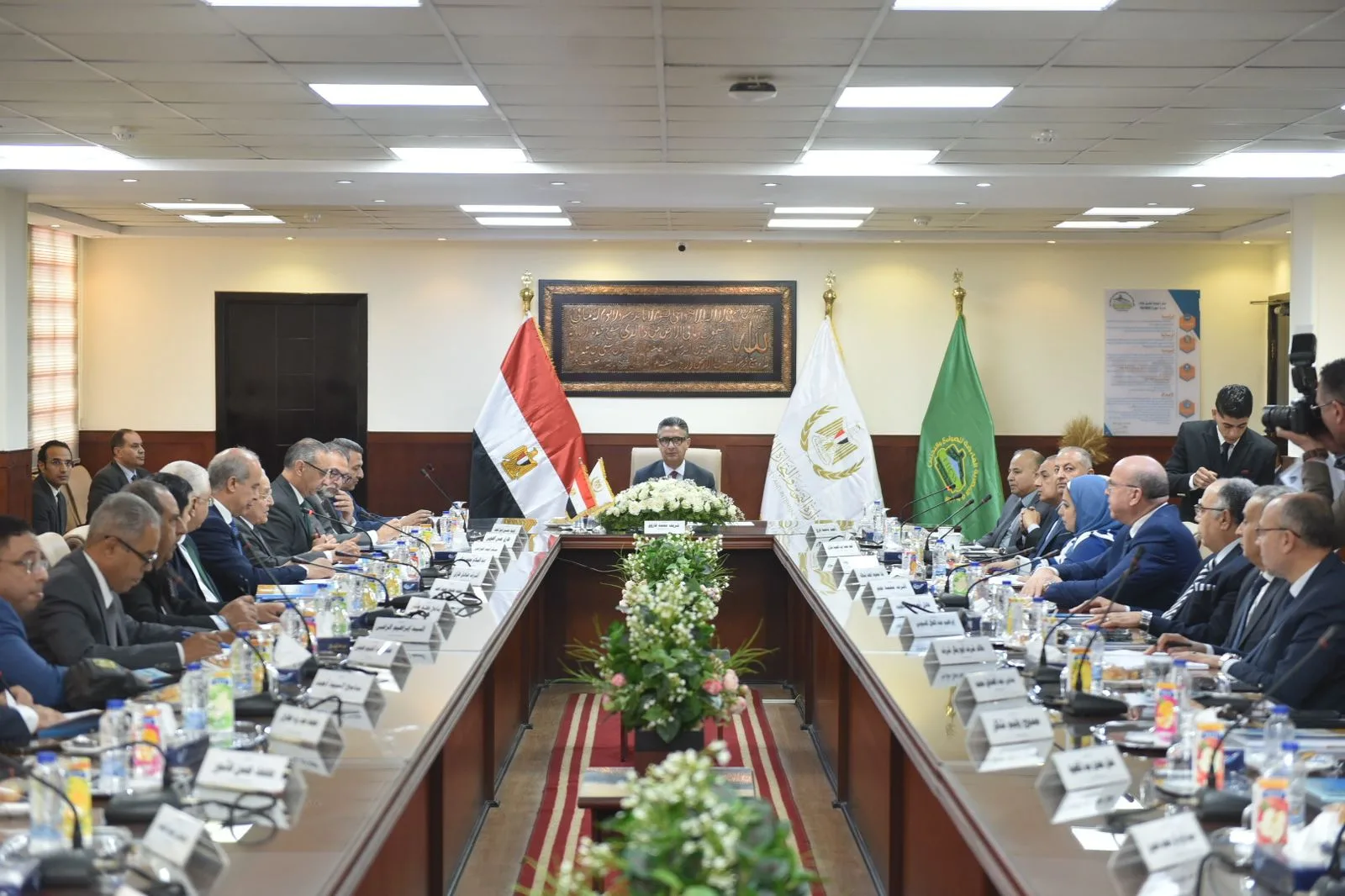 وزير التموين يرأس الاجتماع السنوي للجمعية العامة للشركة المصرية القابضة للصوامع والتخزين وزير التموين يرأس الاجتماع السنوي للجمعية العامة للشركة المصرية القابضة للصوامع والتخزين