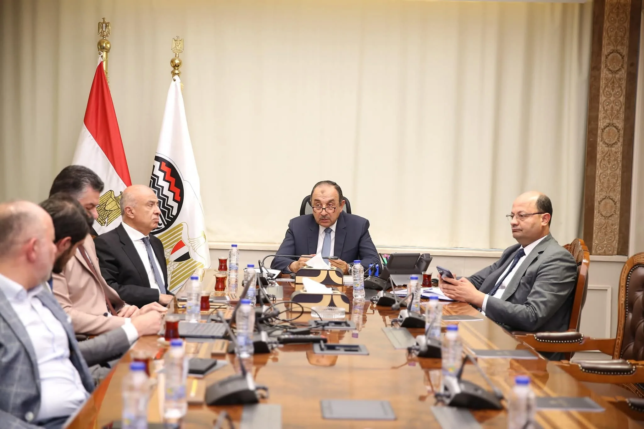 “قطاع الأعمال” يناقش مع “باور إنترناشيونال القابضة” إمكانيات التعاون والاستثمار في مجالات حيوية. “قطاع الأعمال” يناقش مع “باور إنترناشيونال القابضة” إمكانيات التعاون والاستثمار في مجالات حيوية.