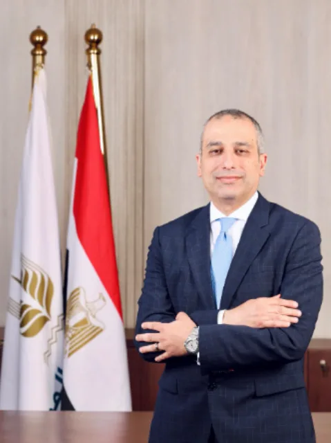 محمد أبو السعود، الرئيس التنفيذي للبنك الزراعي المصري، يصبح عضوًا في مجلس إدارة اتحاد بنوك مصر. محمد أبو السعود، الرئيس التنفيذي للبنك الزراعي المصري، يصبح عضوًا في مجلس إدارة اتحاد بنوك مصر.