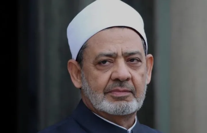 شيخ الأزهر يقدم التهاني للأمة الإسلامية بمناسبة عيد الأضحى ويناشد المجتمع الدولي لوقف الإبادة في غزة. شيخ الأزهر يقدم التهاني للأمة الإسلامية بمناسبة عيد الأضحى ويناشد المجتمع الدولي لوقف الإبادة في غزة.