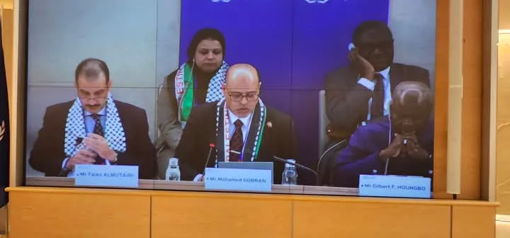 وزير العمل يتحدث باسم المجموعة العربية في المؤتمر الدولي للتضامن مع الشعب الفلسطيني والعمال. وزير العمل يتحدث باسم المجموعة العربية في المؤتمر الدولي للتضامن مع الشعب الفلسطيني والعمال.