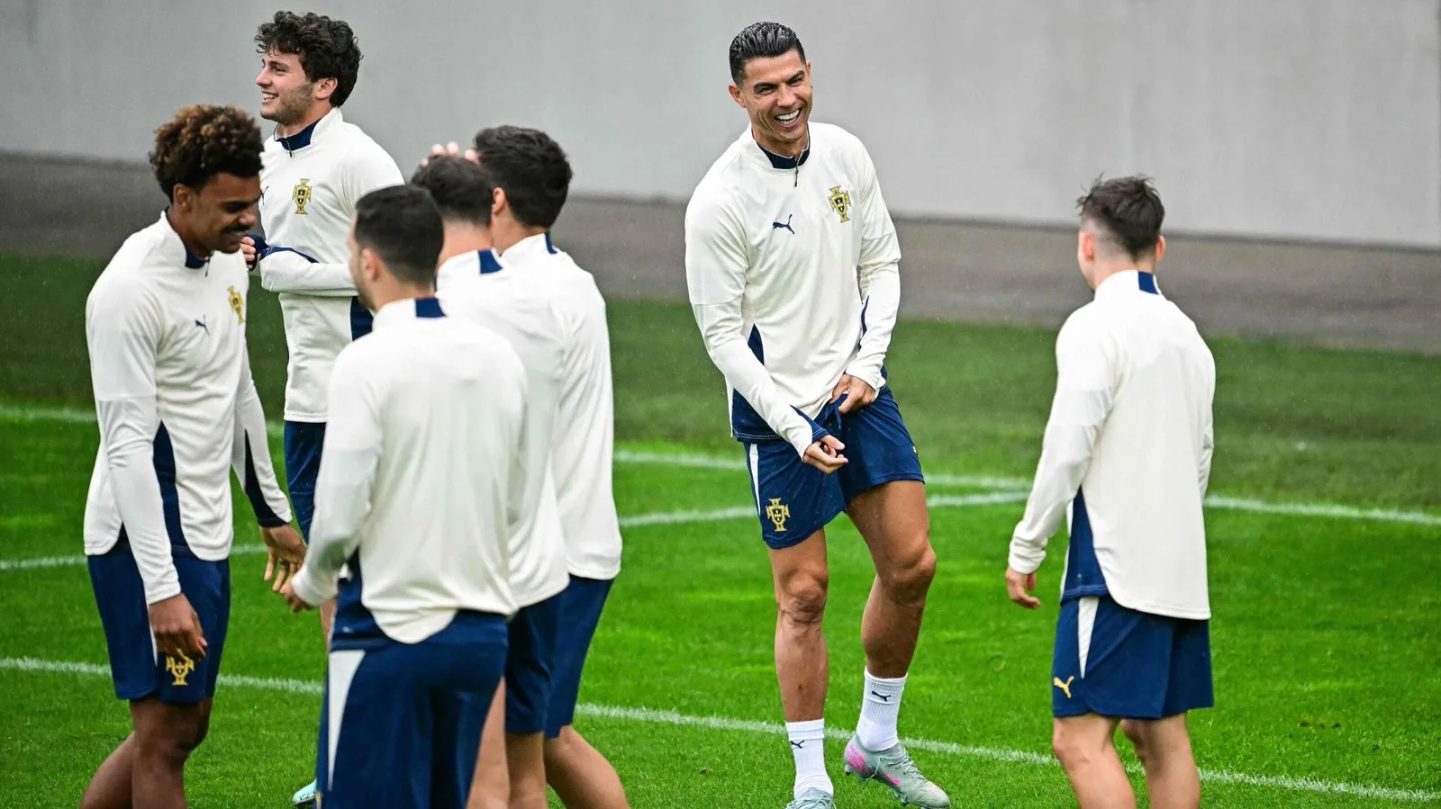 مواجهة مثيرة بين إسبانيا والبرتغال الليلة في نهائي دوري الأمم الأوروبية مواجهة مثيرة بين إسبانيا والبرتغال الليلة في نهائي دوري الأمم الأوروبية