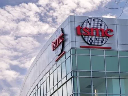 مبيعات “TSMC” ترتفع بنسبة 39.6% في مايو بفضل رقائق الذكاء الاصطناعي. مبيعات “TSMC” ترتفع بنسبة 39.6% في مايو بفضل رقائق الذكاء الاصطناعي.