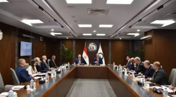 وزير البترول: مشروع حامض الفوسفوريك في أبوطرطور يعد مثالاً للتعاون بين الحكومة والقطاع الخاص