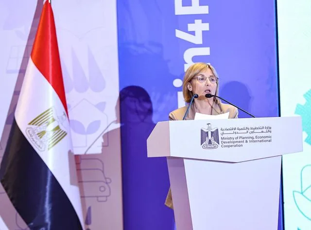 نائب رئيس بنك الاستثمار الأوروبي: نواصل تعاوننا مع الحكومة المصرية والقطاع الخاص لتعزيز فرص التمويل. نائب رئيس بنك الاستثمار الأوروبي: نواصل تعاوننا مع الحكومة المصرية والقطاع الخاص لتعزيز فرص التمويل.
