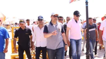 محافظ دمياط يقوم بجولة على شواطئ رأس البر مع انطلاق موسم الصيف
