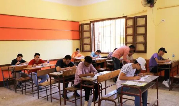 831 ألف طالب يشرعون في امتحانات الثانوية العامة غدًا 831 ألف طالب يشرعون في امتحانات الثانوية العامة غدًا