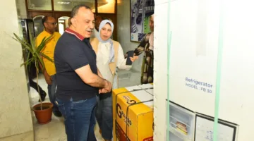 في إطار المبادرات المجتمعية لدعم الفئات الأكثر حاجة، محافظ أسيوط يقدّم “جهاز عروس” لامرأة يتيمة.
