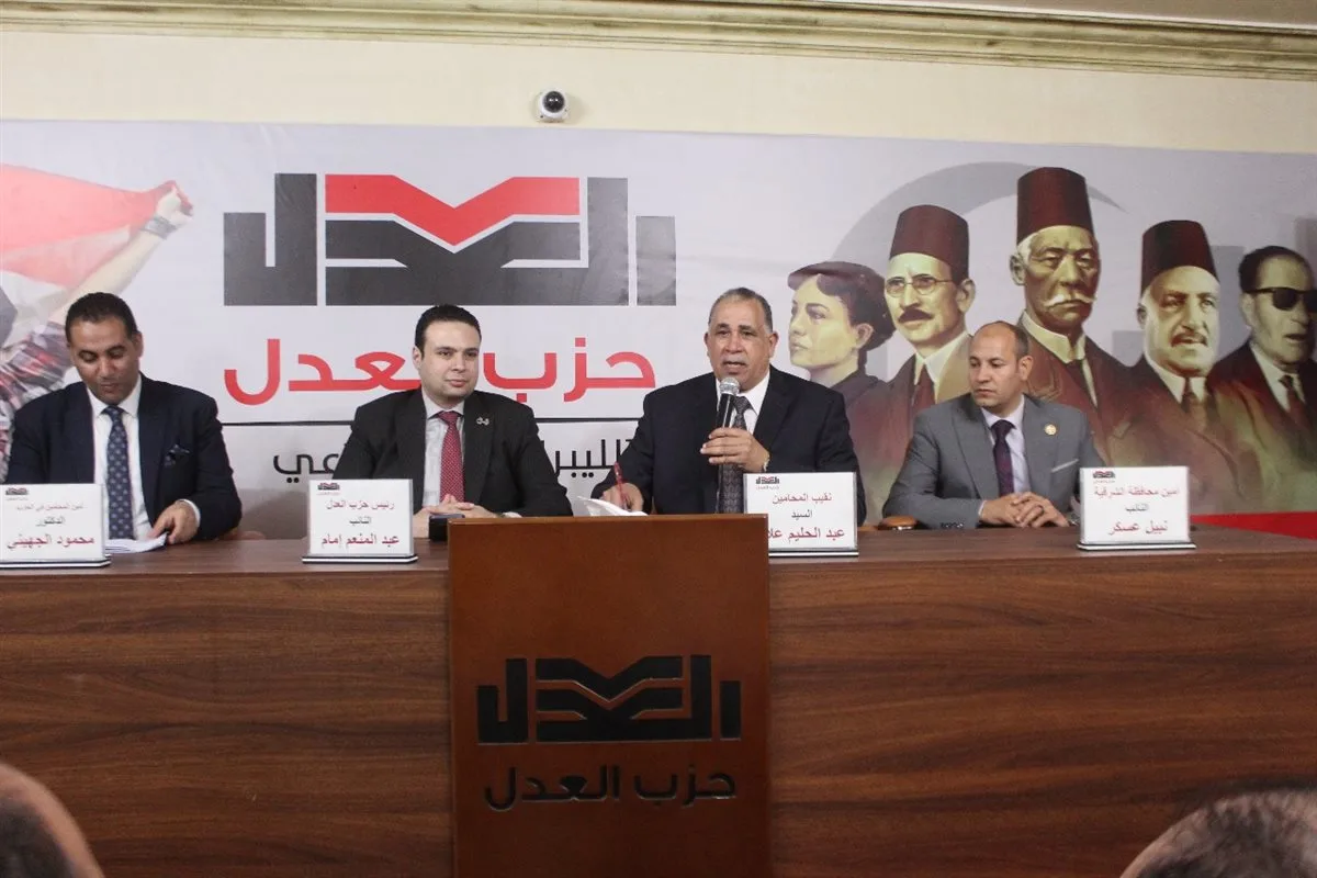 حزب العدل ونقابة المحامين يطلبان من الحكومة تنظيم لقاء مشترك مع مجلس القضاء الأعلى لمناقشة مشكلة الرسوم القضائية. حزب العدل ونقابة المحامين يطلبان من الحكومة تنظيم لقاء مشترك مع مجلس القضاء الأعلى لمناقشة مشكلة الرسوم القضائية.