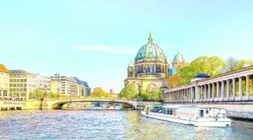 260,000 Schengen Visa Applications from the UAE in 2024