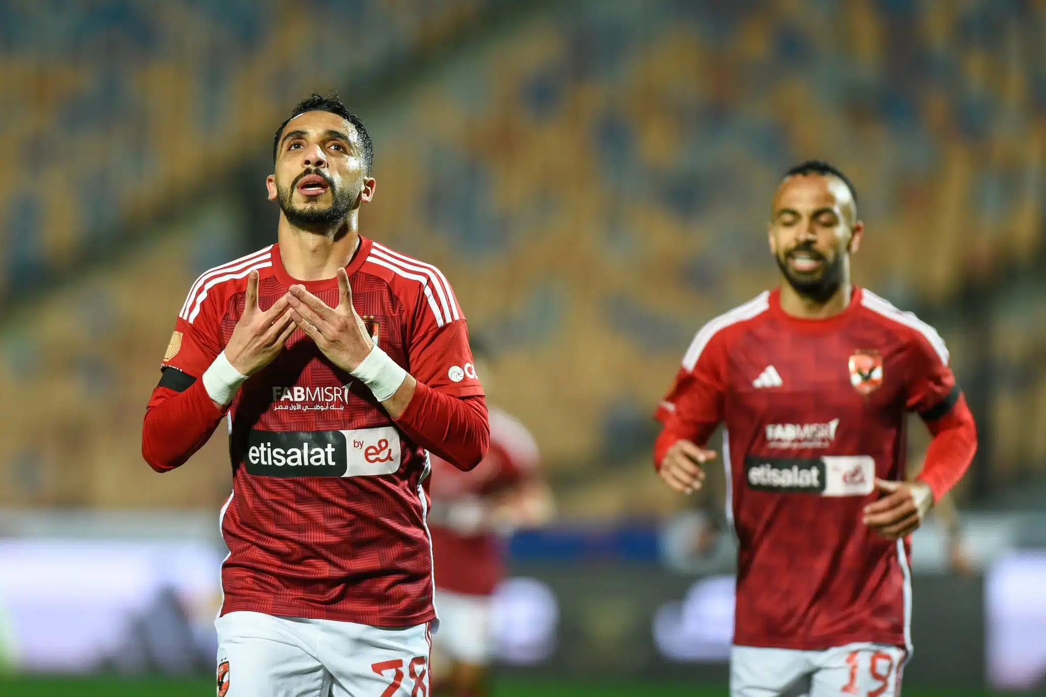 28 لاعباً في تشكيلة الأهلي للمشاركة في كأس العالم.. وكواليس قرار كريم فؤاد
