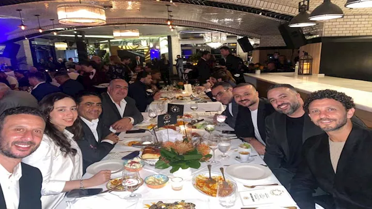 3 صور لأعضاء الأهلي في حفل عشاء الفيفا قبل انطلاق كأس العالم للأندية 3 صور لأعضاء الأهلي في حفل عشاء الفيفا قبل انطلاق كأس العالم للأندية