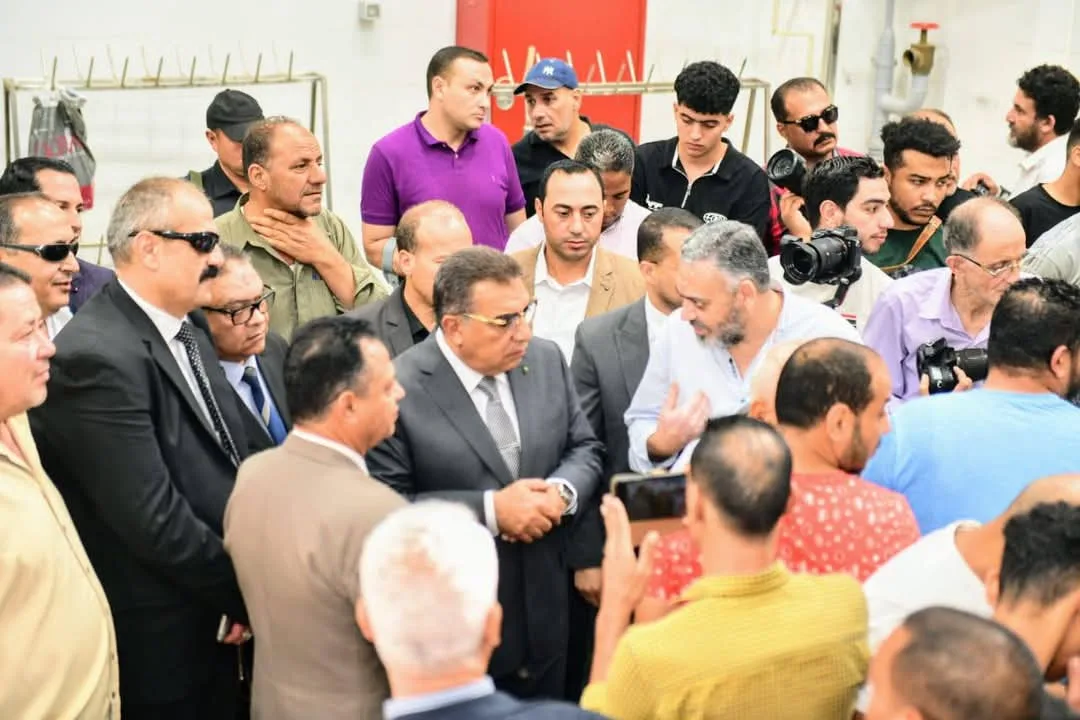 بتكلفة 50 مليون جنيه: محافظ الدقهلية يدشن مجزر المنصورة النصف آلي في قرية ميت الكرما بتكلفة 50 مليون جنيه: محافظ الدقهلية يدشن مجزر المنصورة النصف آلي في قرية ميت الكرما