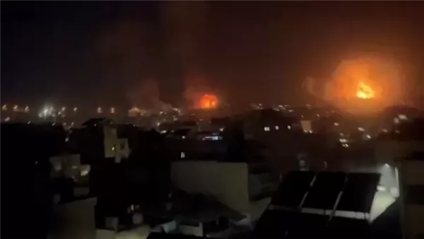 الدفاع المدني السوري: اندلاع حرائق في القنيطرة ودرعا نتيجة سقوط بقايا صواريخ وطائرات مسيرة إيرانية الدفاع المدني السوري: اندلاع حرائق في القنيطرة ودرعا نتيجة سقوط بقايا صواريخ وطائرات مسيرة إيرانية