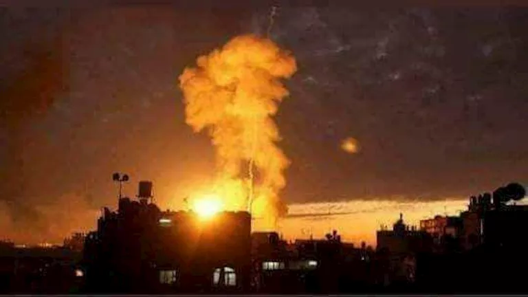 4 شهداء وأكثر من 100 مصاب في هجوم على فلسطينيين بالقرب من حاجز نتساريم 4 شهداء وأكثر من 100 مصاب في هجوم على فلسطينيين بالقرب من حاجز نتساريم