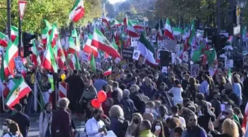 احتجاجات ضخمة في طهران تطالب بالانتقام عقب الهجوم الإسرائيلي الشامل